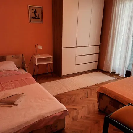 Lalatovic Two Bedroom Apartment